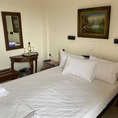 Vervekis Apartments Fiskardo Luaran gambar