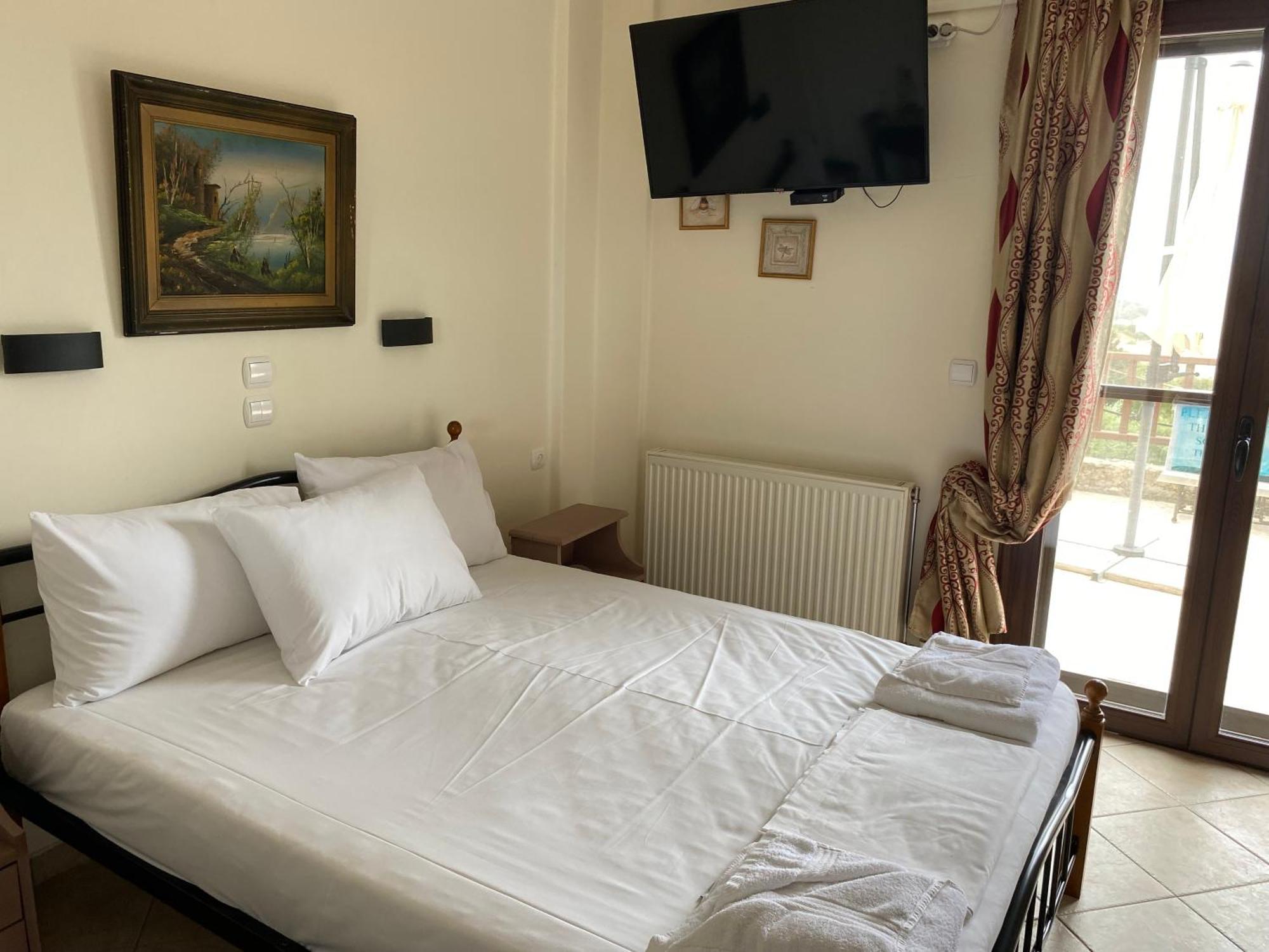 Vervekis Apartments Fiskardo Luaran gambar