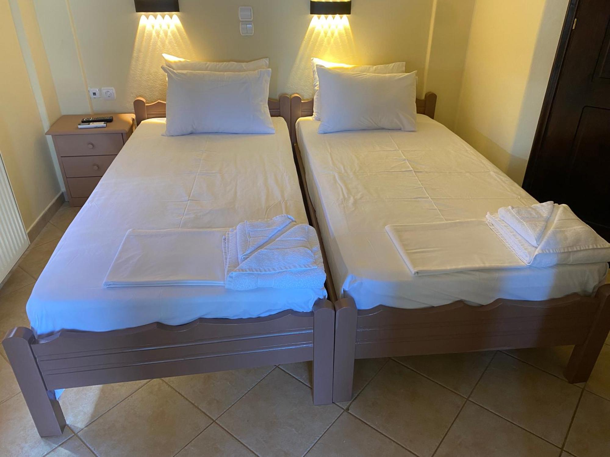 Vervekis Apartments Fiskardo Luaran gambar