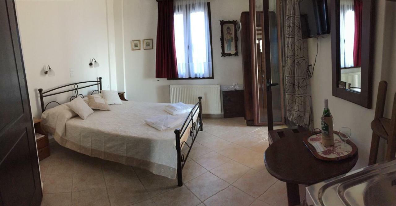 Vervekis Apartments Fiskardo Luaran gambar