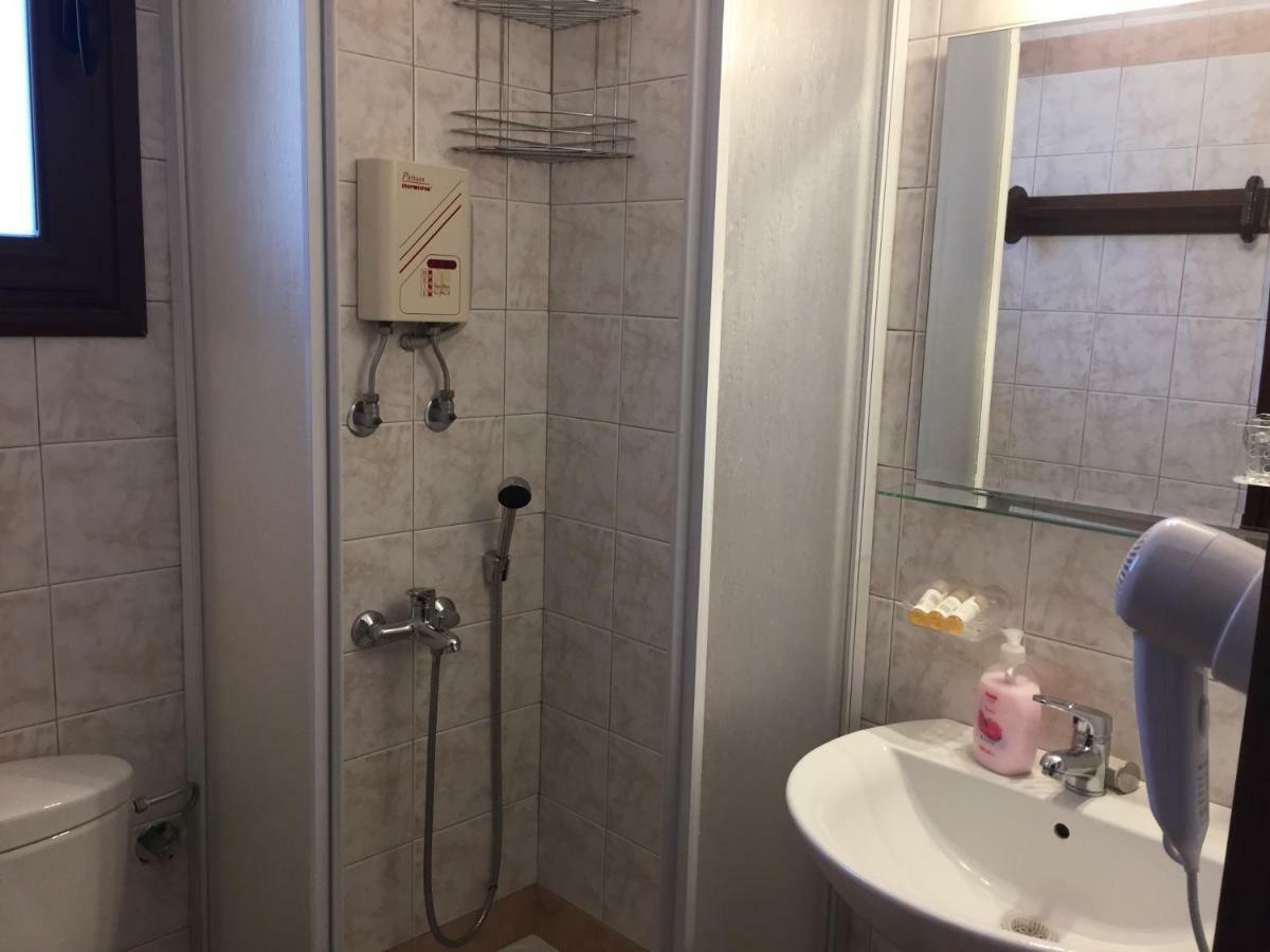 Vervekis Apartments Fiskardo Luaran gambar